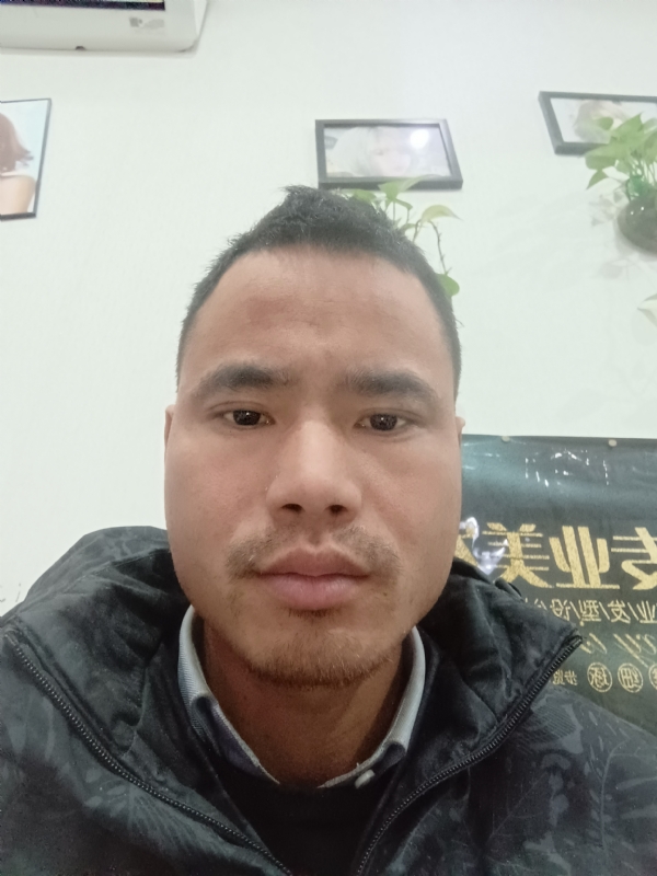 liuliyong的第一张照片--岳阳认干亲服务网